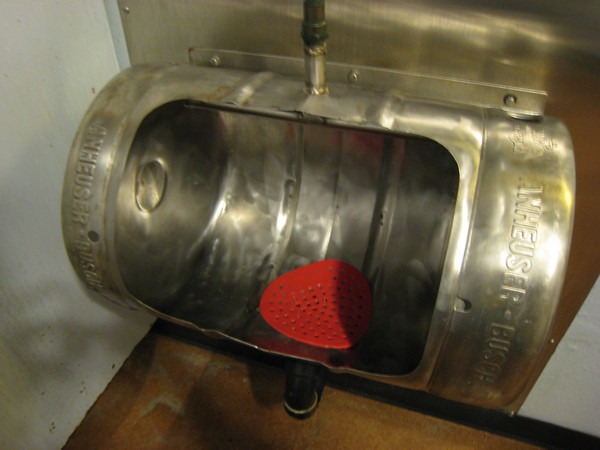 bud-urinal