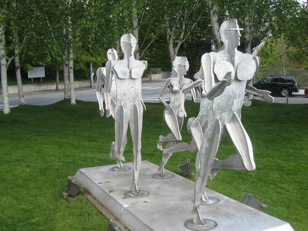 runners-statue-belltown