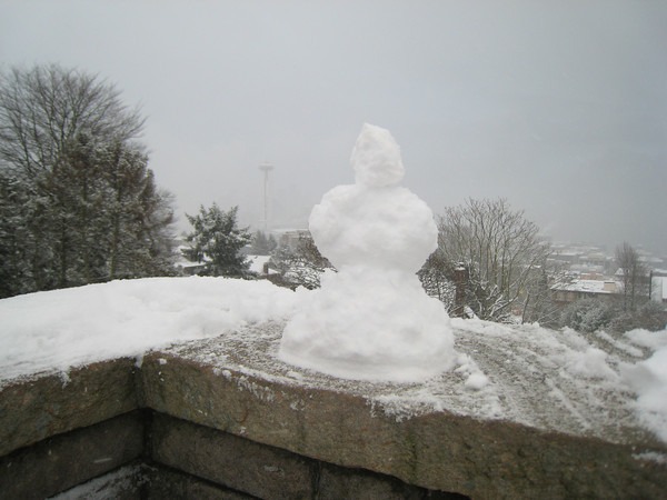 seattle-snowman