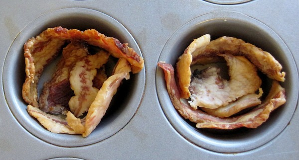 bacon-egg-cupcakes-tray