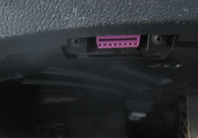 obd2-slot